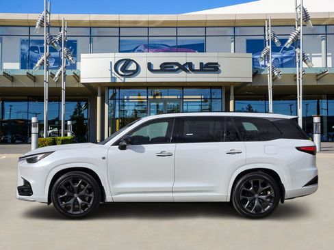 New 2026 Lexus TX 500h AWD image 3