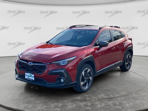 Used 2024 Subaru Crosstrek 2.5i Limited w/ Crosstrek Mirror Package AWD/4WD image 3
