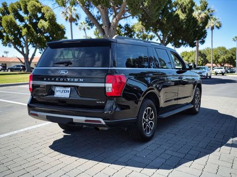 Used 2024 Ford Expedition Max XLT image 5