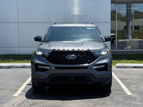 Used 2023 Ford Explorer ST w/ Equipment Group 401A AWD/4WD image 3