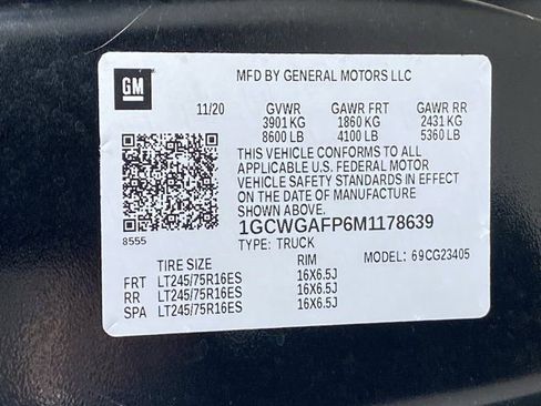 Used 2021 Chevrolet Express 2500 w/ Driver Convenience Package image 35