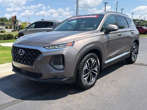 Used 2019 Hyundai Santa Fe Limited FWD image 4