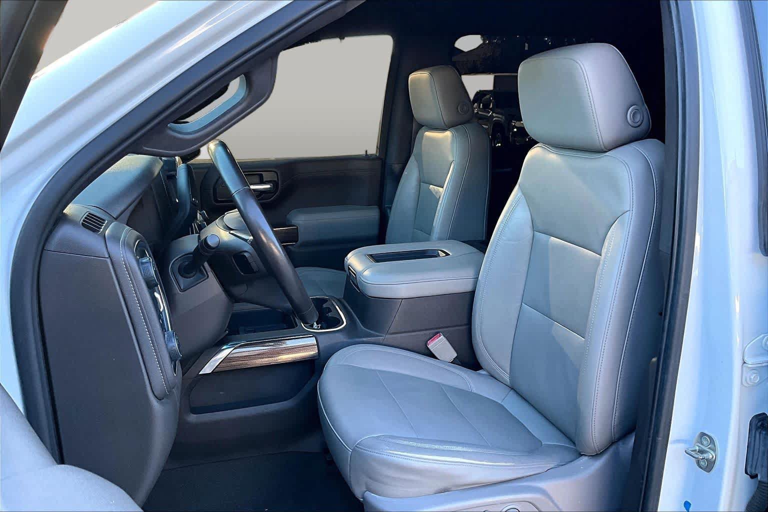 Used 2020 Chevrolet Silverado 1500 RST w/ All-Star Edition RWD image 8