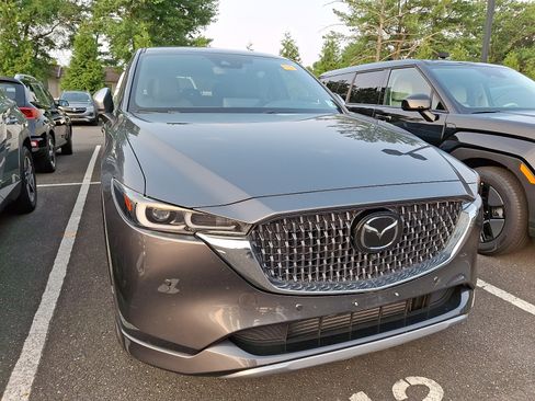 Used 2024 MAZDA CX-5 Signature AWD/4WD image 4