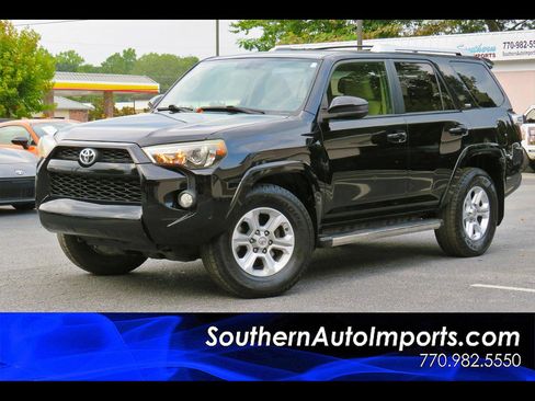 Used 2015 Toyota 4Runner SR5 image 1
