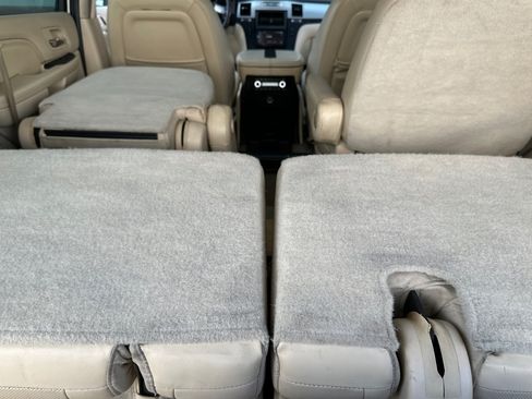Used 2007 Cadillac Escalade AWD w/ Information Package image 17