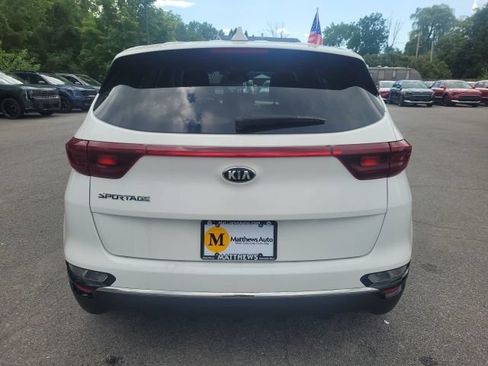 Used 2020 Kia Sportage LX AWD/4WD image 4