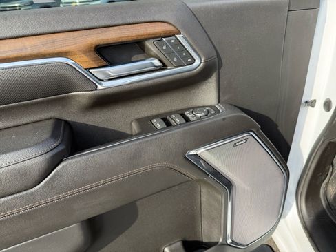 Used 2024 Chevrolet Silverado 2500 High Country w/ High Country Premium Package image 20