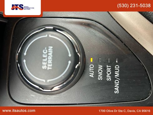 Used 2017 Jeep Cherokee Limited w/ Luxury Group image 24