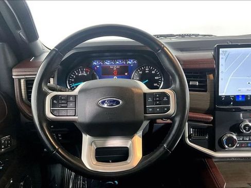 Used 2022 Ford Expedition Max Limited RWD image 5