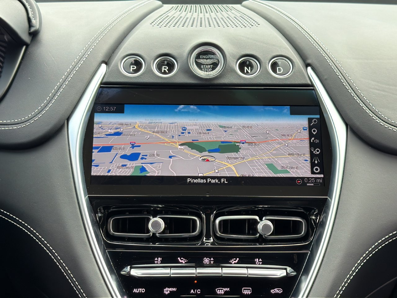 Used 2024 Aston Martin DBX AWD/4WD image 16