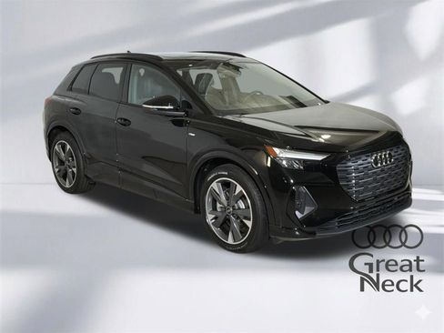 Used 2024 Audi Q4 e-tron Premium AWD/4WD image 11