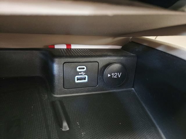 Used 2022 Ford Escape SEL w/ Technology Package AWD/4WD image 29