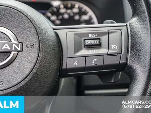 Used 2024 Nissan Pathfinder S AWD/4WD image 32