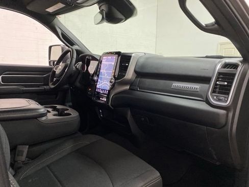 Used 2025 RAM 2500 Big Horn AWD/4WD image 76