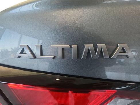 Used 2023 Nissan Altima 2.5 SL image 30