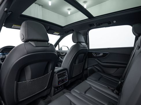 Certified 2025 Audi Q7 3.0T Premium Plus w/ Premium Plus Package AWD/4WD image 19