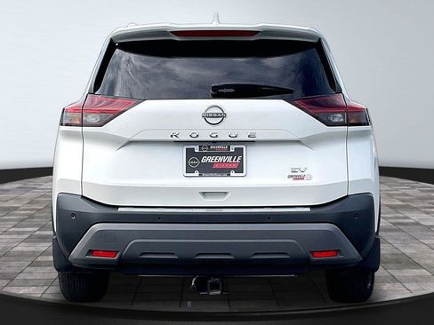 Certified 2023 Nissan Rogue SV w/ SV Premium B Package FWD image 5