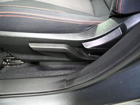 Used 2023 Subaru Crosstrek 2.0i Premium image 26