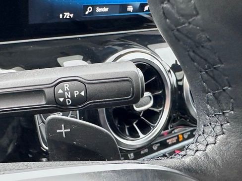 Used 2021 Mercedes-Benz GLA 250 4MATIC image 18