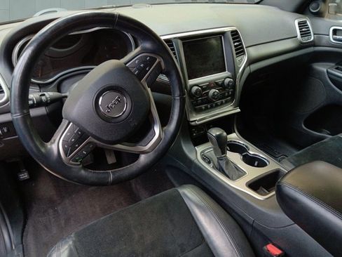 Used 2018 Jeep Grand Cherokee Altitude image 6