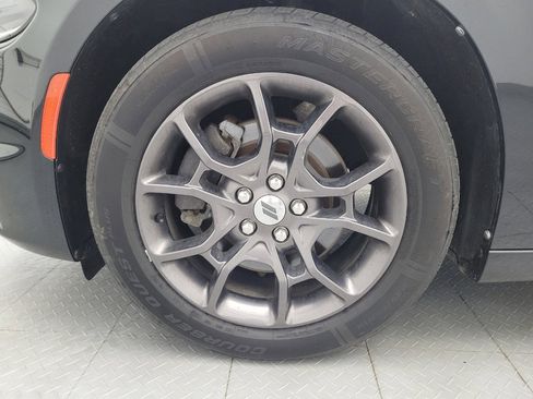 Used 2018 Dodge Charger GT AWD/4WD image 31