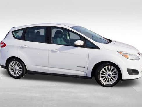 Used 2017 Ford C-MAX SE image 3