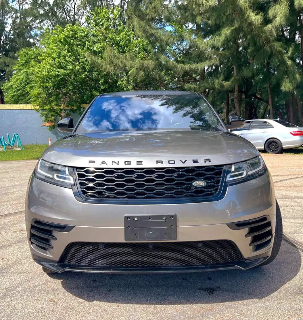 Used 2018 Land Rover Range Rover Velar R-Dynamic SE AWD/4WD image 2