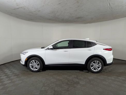 New 2026 Buick Envista Preferred image 3