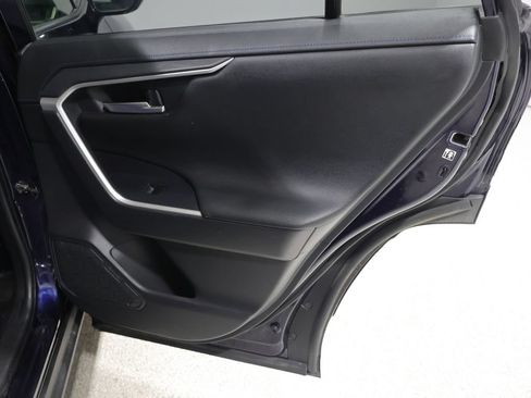 Used 2019 Toyota RAV4 XSE w/ XSE Weather Package AWD/4WD image 20