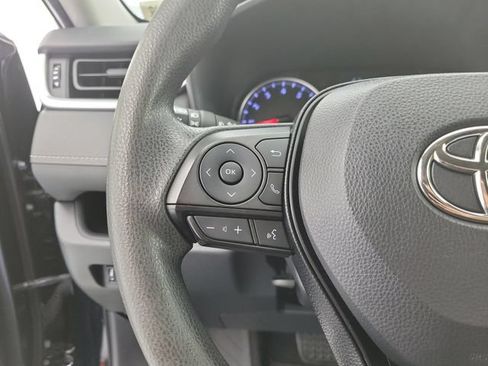 Used 2019 Toyota RAV4 XLE FWD image 23