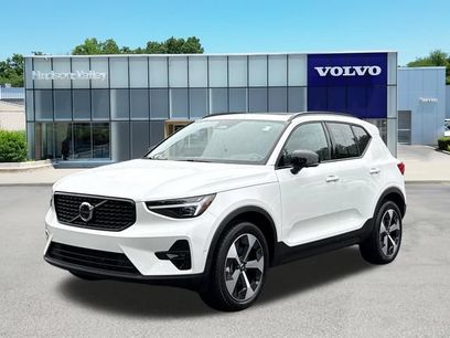 Used 2026 Volvo XC40 B5 Plus