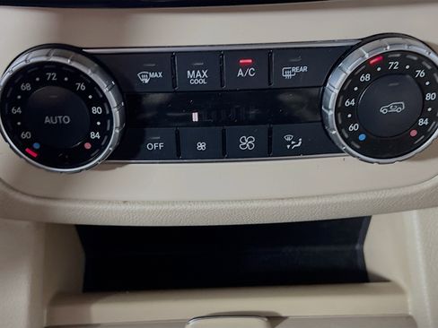 Used 2018 Mercedes-Benz GLE 350 image 26