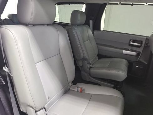 Certified 2019 Toyota Sequoia Limited AWD/4WD image 18