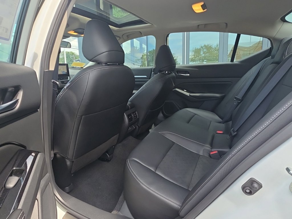 Certified 2023 Nissan Altima 2.5 SL AWD/4WD image 11