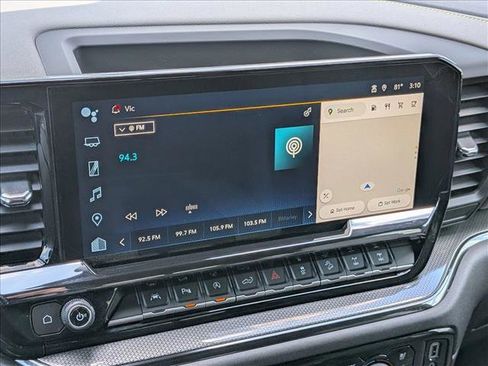 Used 2023 Chevrolet Silverado 1500 ZR2 w/ Technology Package image 9