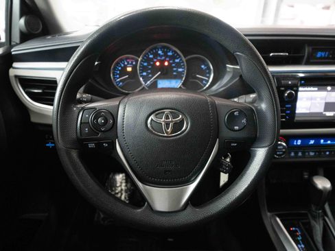 Used 2015 Toyota Corolla LE FWD image 21