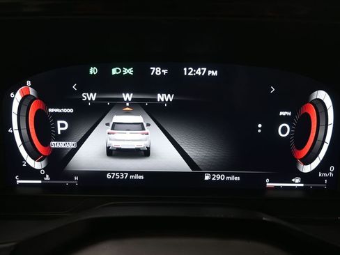 Used 2022 Nissan Pathfinder Platinum w/ Cargo Package FWD image 14
