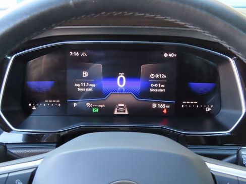 Used 2024 Volkswagen Jetta SE image 17