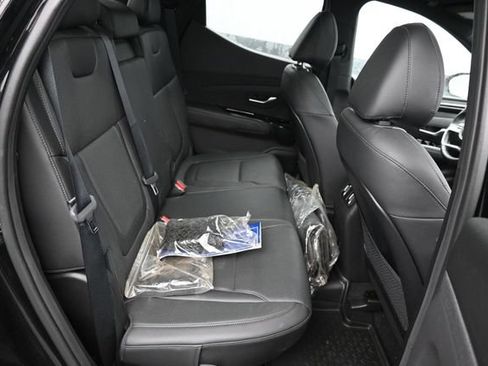 Used 2024 Hyundai Santa Cruz Limited AWD/4WD image 6