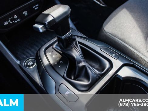 Used 2025 Kia K4 FWD image 35