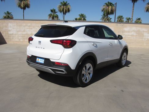 Used 2026 Buick Encore GX Preferred w/ Comfort Package AWD/4WD image 5