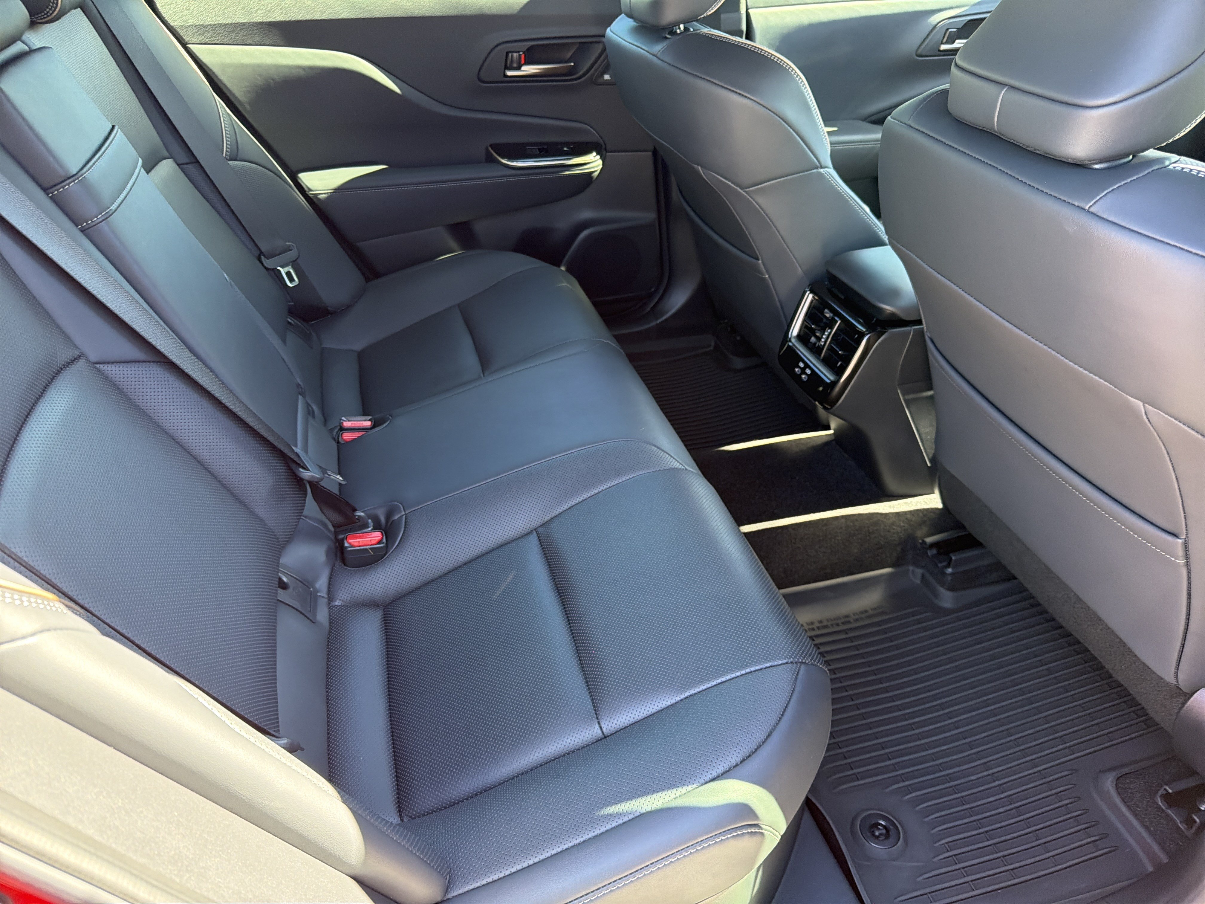 Used 2024 Toyota Crown AWD/4WD image 26