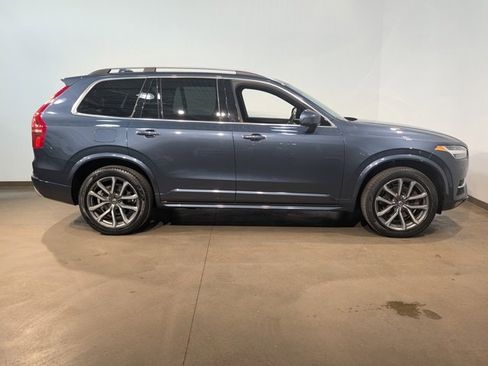 Used 2019 Volvo XC90 T6 Momentum w/ Protection Package Premier image 6