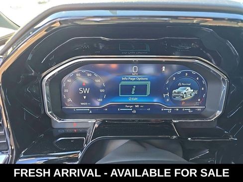 Used 2024 Chevrolet Silverado 1500 High Country w/ High Country Premium Package image 11