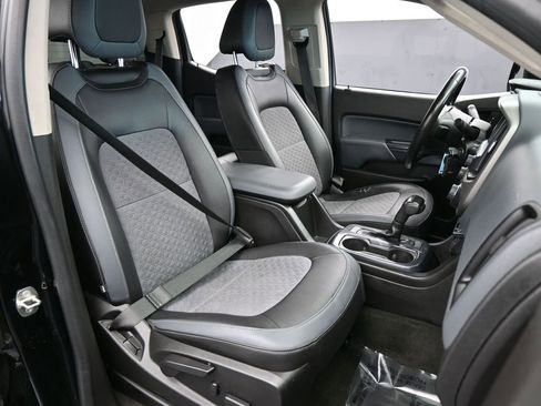 Used 2016 Chevrolet Colorado Z71 image 48