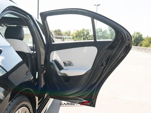 Used 2022 Mercedes-Benz A 220 image 42