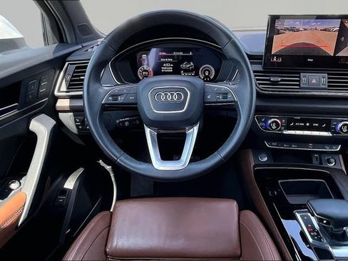Used 2023 Audi Q5 2.0T Premium Plus w/ Premium Plus Package AWD/4WD image 5