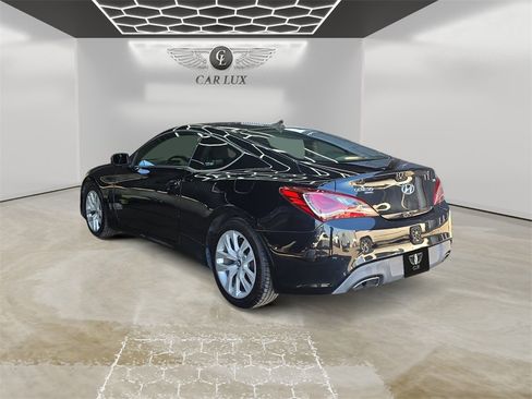 Used 2013 Hyundai Genesis 2.0T image 3