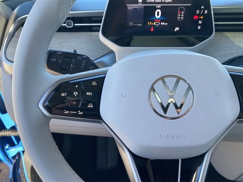 New 2025 Volkswagen ID. Buzz Pro S Plus image 20